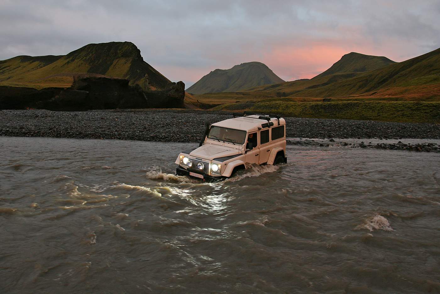 Land Rover in Island 4x4 Gruppenreise Enduro