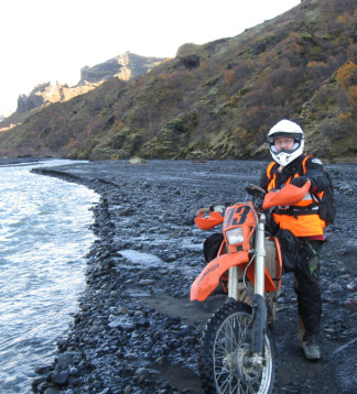 Eine geführte Camping Motorradreise durch Island