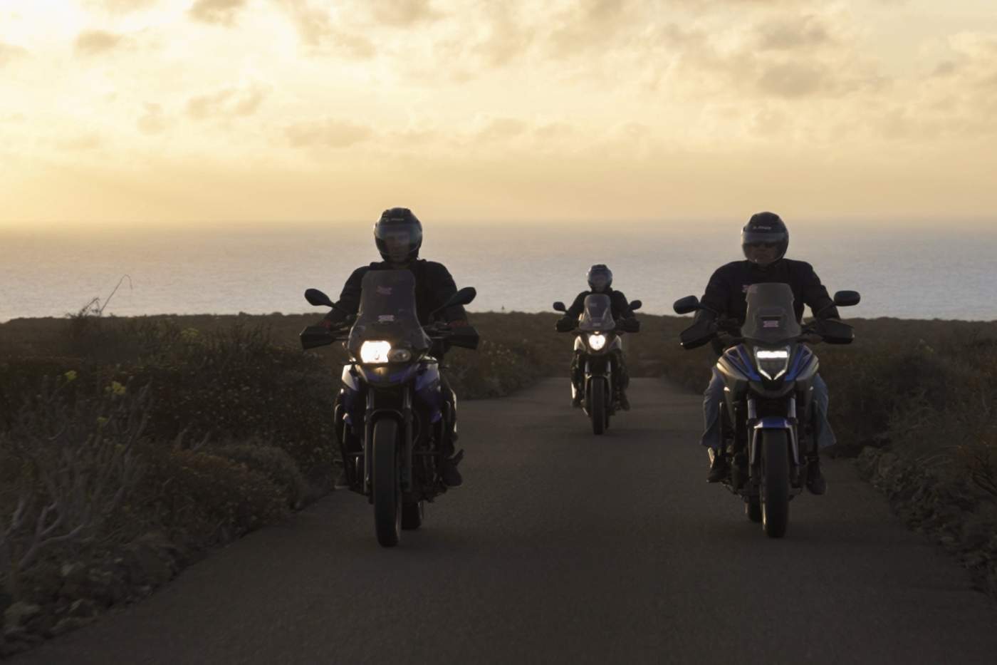 Motorradreise auf den Kanaren mit Freunden on und off Road